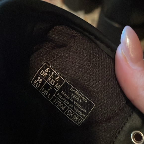 WORN - doc martins - original style - size 6 US M - Picture 5 of 5